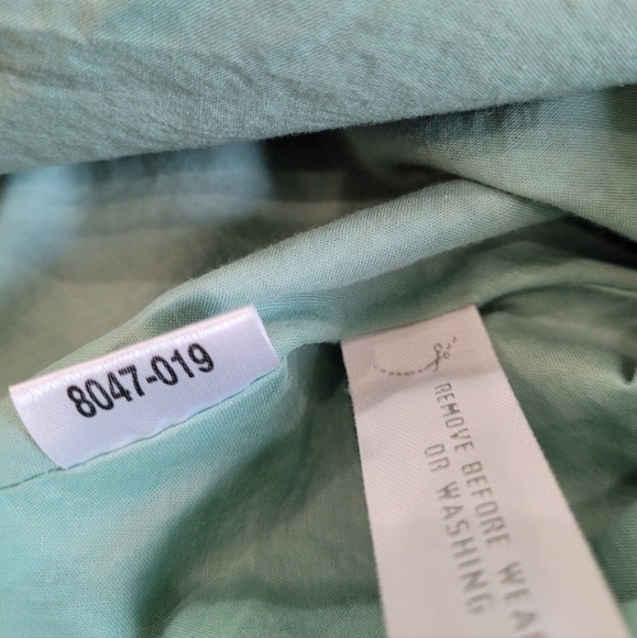 Ann Taylor LOFT halter midi dress. Womens Size 4. VINTAGE STYLE - Picture 8 of 10